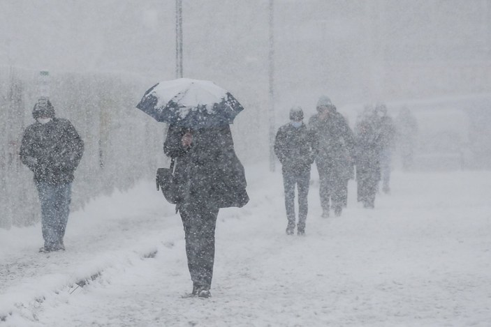 İstanbul'da kamu görevlilerine kar izni