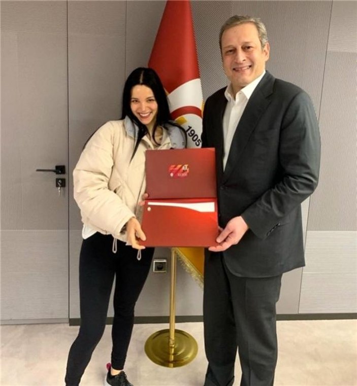 Galatasaray'a üye oldu! Leyla Tanlar kimdir, kaç yaşında?