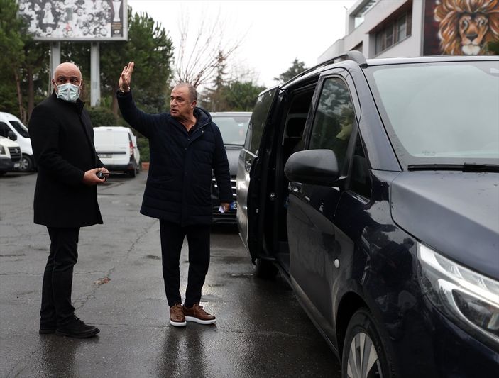 Burak Elmas taraftarın hedefinde