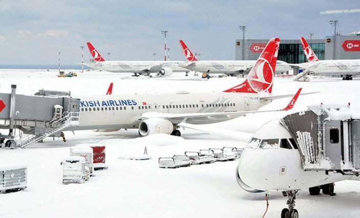 THY İstanbul Havalimanı'ndan uçuşları 00.00'a kadar durdurdu