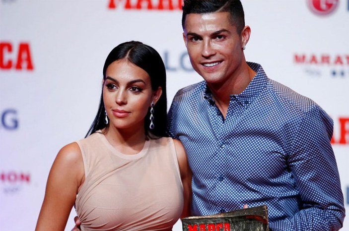 Ailesi Ronaldo’nun nişanlısı Georgina’yı anlattı