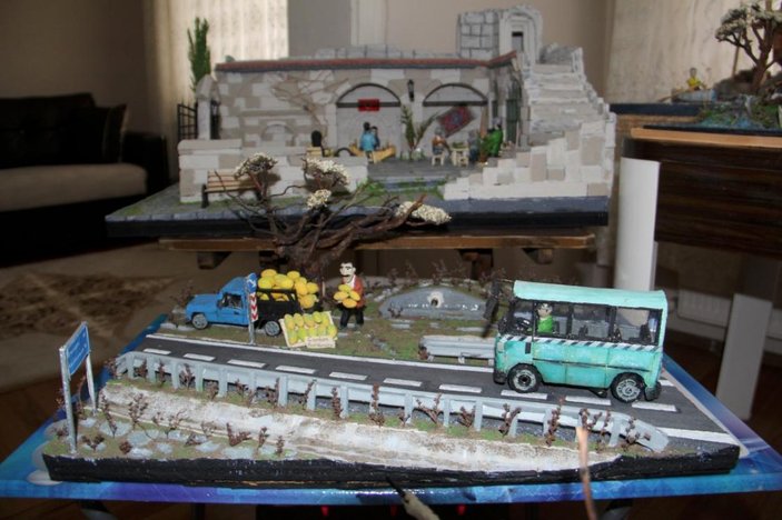 Sinop'ta görevli polis, atık malzemelerden 'diorama'lar yaparak çevre sorunlarını anlatıyor