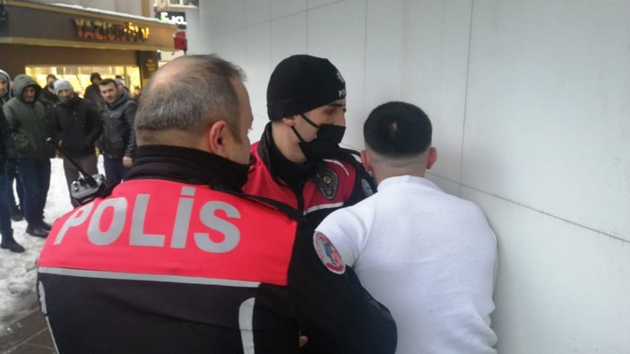Zonguldak’ta sopalı kavgayı, polis ekipleri önledi