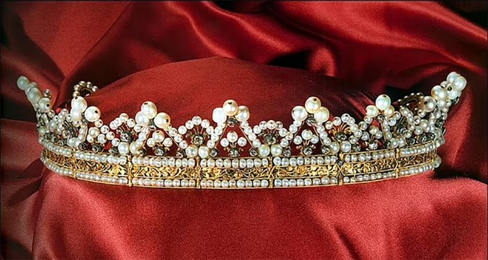 İtalya'da kraliyet mücevherleri mahkemelik oldu