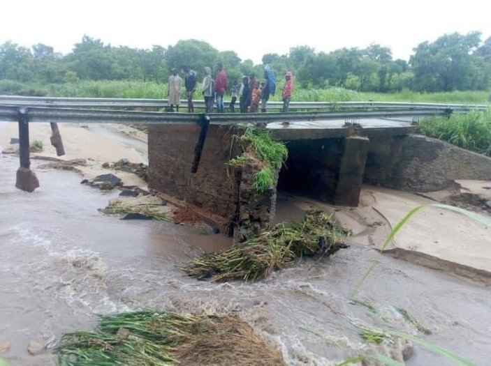 Mozambik'te tropik fırtına: 15 ölü