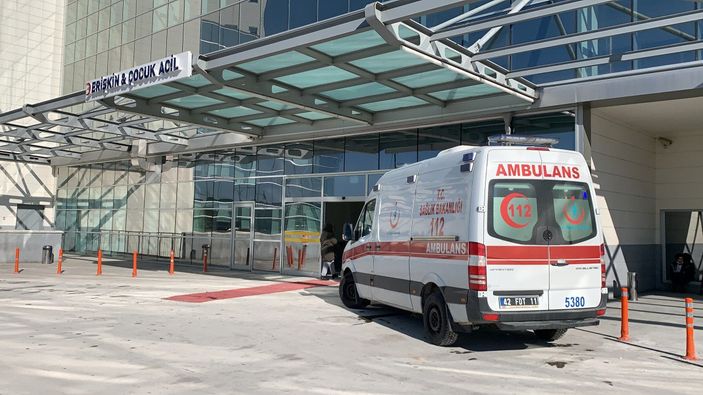 d Konya’da, 4 hemşirenin darbedilme anları kamerada
