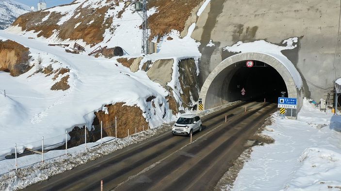 Binali Yıldırım: Eğribel Geçidi, korkulu rüya olmaktan çıktı