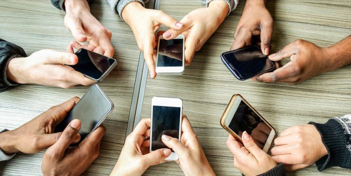 Akıllı telefonlardaki yeni tehlike: Uygulama sisi nedir