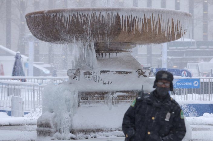 ABD'nin doğusunda kar fırtınası: 10 eyalette acil durum ilan edildi