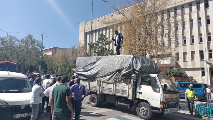 i Erzurum'da karısına sinirlenen adamdan şaşırtan tepki