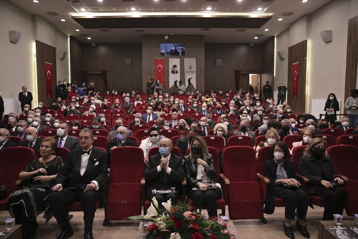 Ahmet Necdet Sezer: Akıl ve bilimden uzaklaşan toplumların ne hale düştüğünü biliyoruz