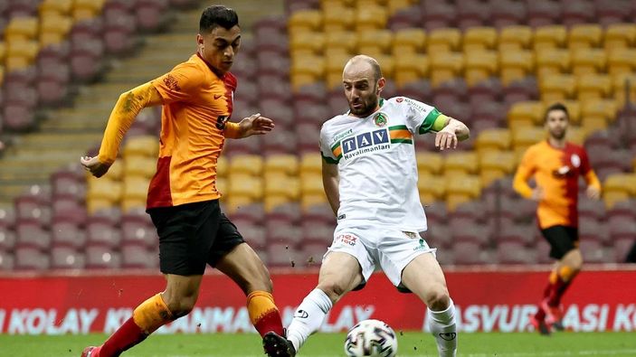 Fenerbahçe'de Efecan Karaca harekatı