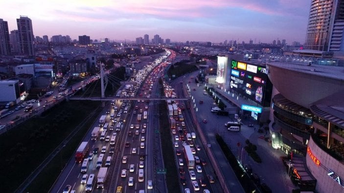 Dünyanın en yoğun trafiğine sahip 5'inci şehri İstanbul oldu