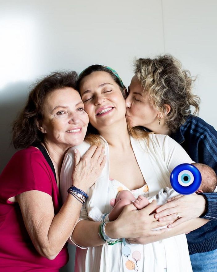 Kuruluş Osman'ın Selcan Hatun'u Didem Balçın'ın eşi herkesi şaşırttı! Büyük aşkın bir de küçük meyvesi var