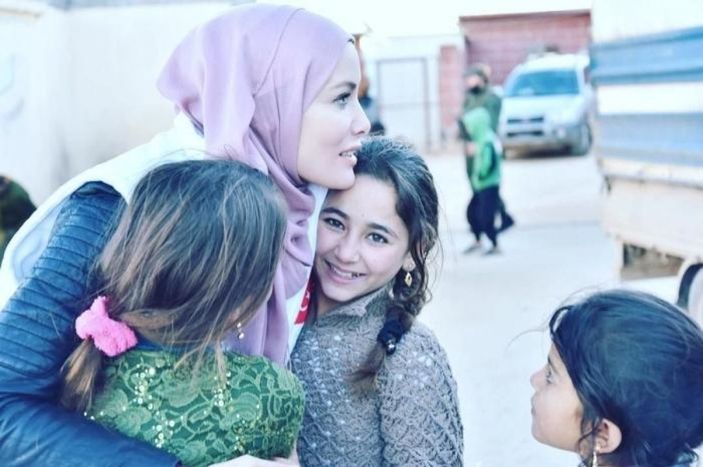 Arka Sokaklar'ın en güzel aşkıydı! Murat'la Zeynep'in yakışıklı oğlu şimdilerde delikanlı oldu...