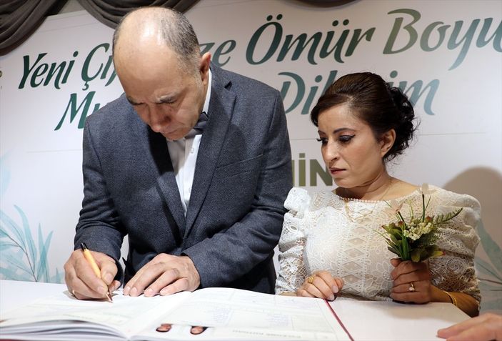 Nikah salonlarında 02.02.2022 yoğunluğu