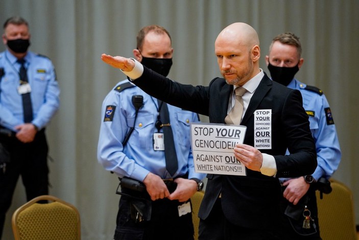 Norveçli seri katil, tutuklu kalmaya devam edecek