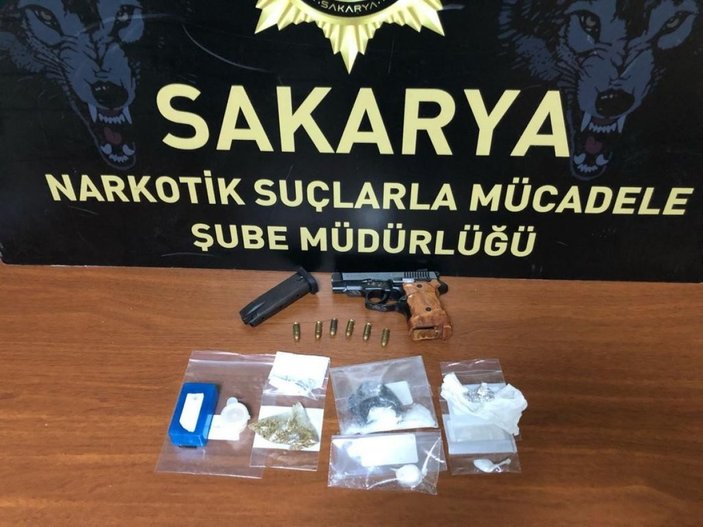 Sakarya’da uyuşturucu operasyonu: 10 tutuklama
