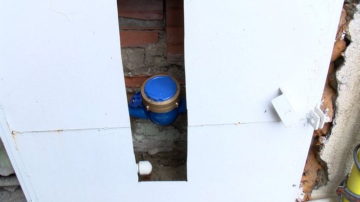 d Bağcılar’da sayaçları çalınan iş yerini su bastı