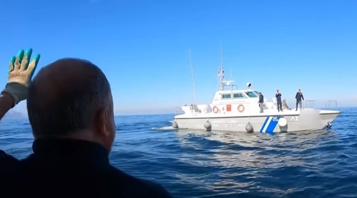 Türk balıkçı, Yunan sahil güvenliğini böyle azarladı