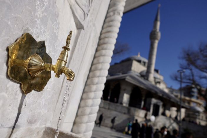 Ekrem İmamoğlu, 3. Ahmet Çeşmesi açılışına katıldı