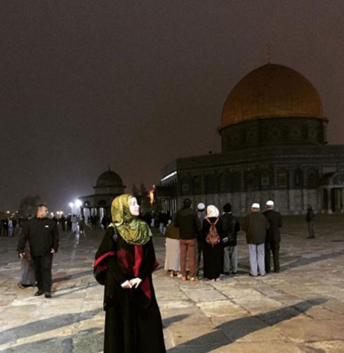 Arka Sokaklar Zeynep'in kardeşi Meltem'i gören büyüleniyor! Modellikten tesettüre giden süreç...