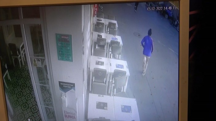 Antalya’da genç annenin telefonunu alıp, kaçtı