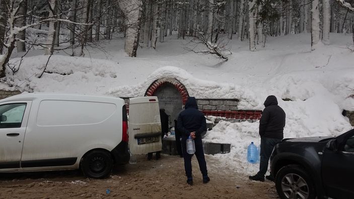 Uludağ'da su kuyruğu