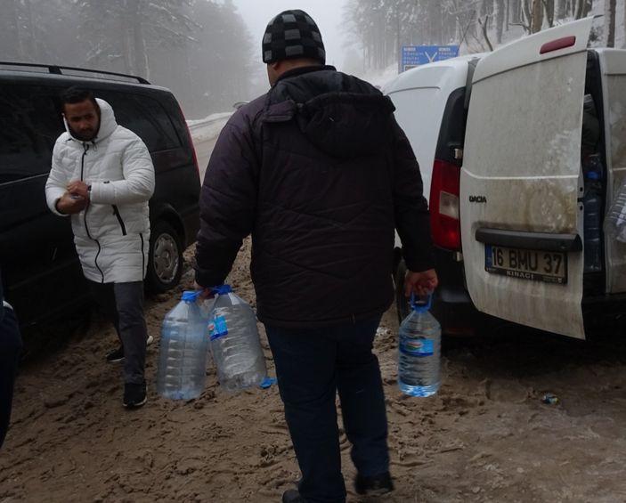 Uludağ'da su kuyruğu
