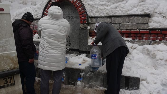 Uludağ'da su kuyruğu