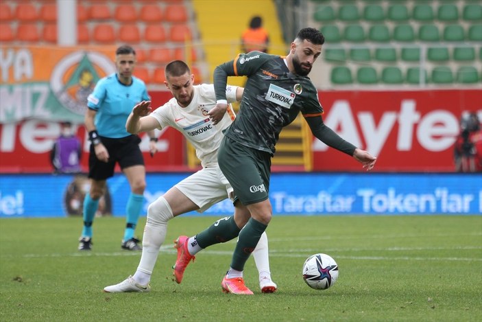 Galatasaray Alanyaspor Ile Berabere Kald