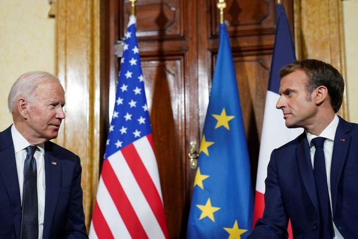 Joe Biden ve Emmanuel Macron, Ukrayna sınırındaki hareketliliği görüştü