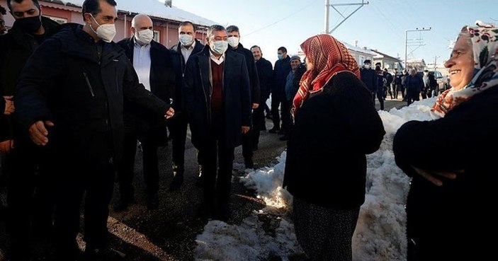 Bakan Dönmez: Isparta il ve ilçe merkezlerinde enerjisiz şebekemiz kalmamıştır