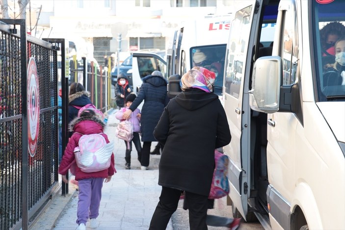 Yarıyıl tatili bitti: Okullar açıldı