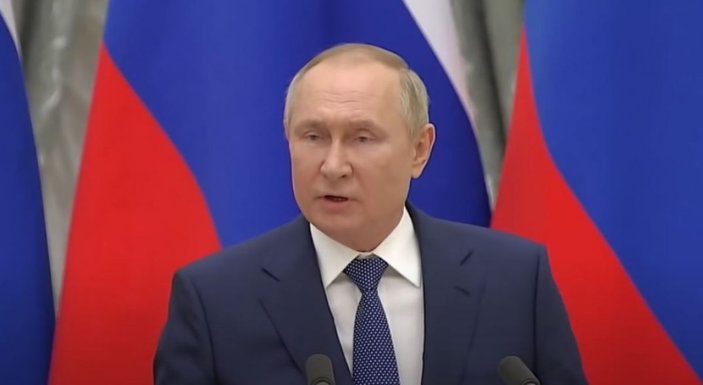 Putin, Fransız muhabiri azarladı: Rusya ile savaşmak mı istiyorsunuz