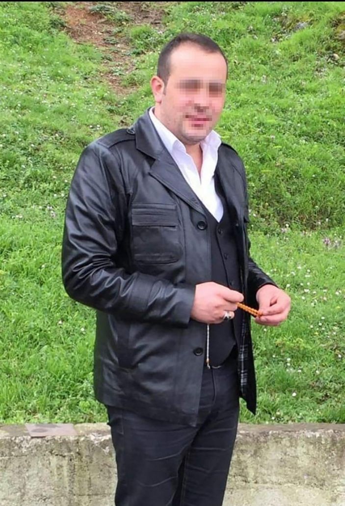 Erzurum'da trafik polisini 15 metre sürükledi