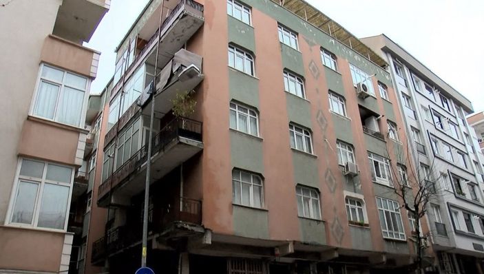 Bahçelievler’de Mısırlılara, maç izlerken gürültü yaptılar diye saldırı