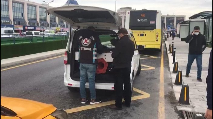 Bağcılar'da yolcularla tartışan taksici yakalandı