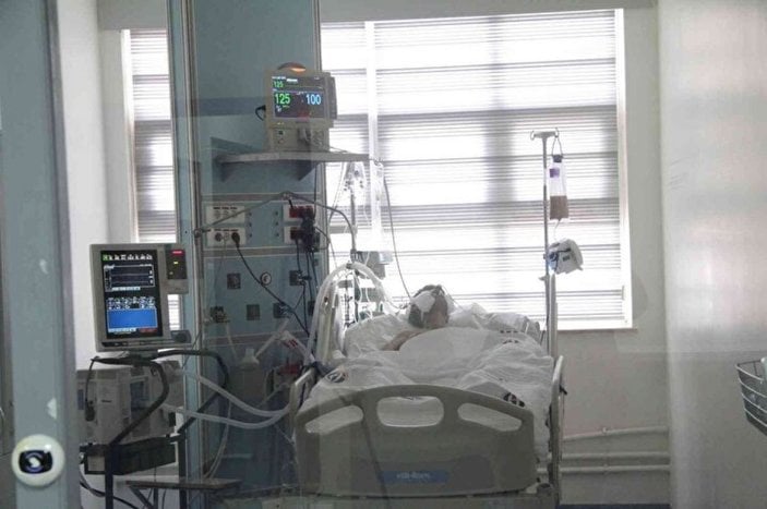 Gaziantep’te hem kanser hem koronavirüs olduğunu hastanede öğrendi