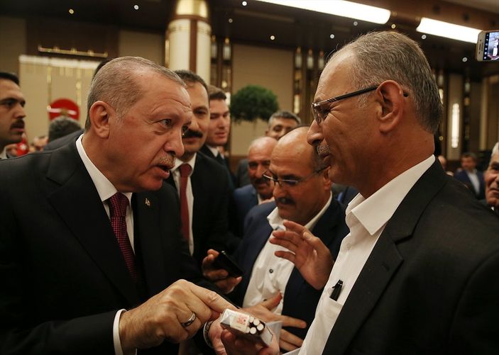 Cumhurbaşkanı Erdoğan'ın topladığı sigara paketleri sergileniyor