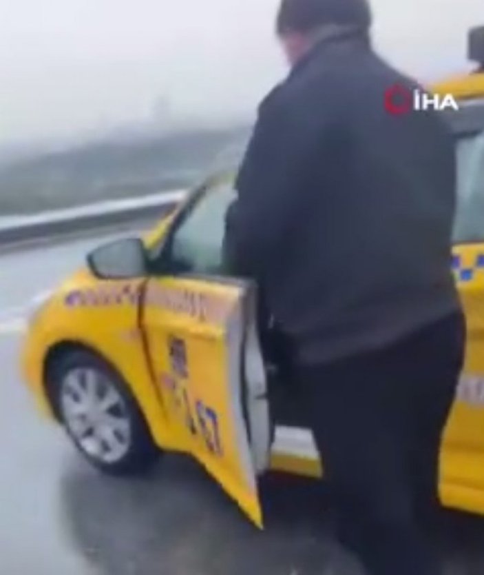 Bağcılar'da yolcularla tartışan taksici yakalandı