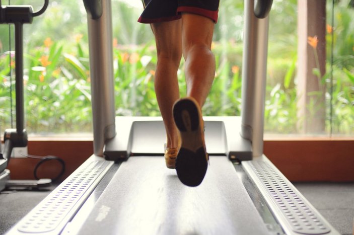 Bacaklarda varis oluşumunu önlemek için 5 etkili yöntem