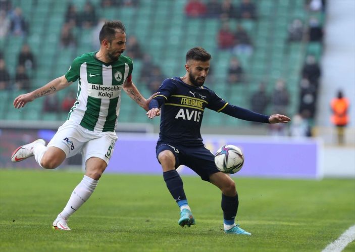 a Fenerbahçe, Giresunspor'u 2 golle mağlup etti