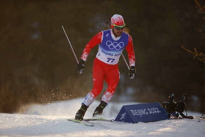 Milli kayakçı Yusuf Emre Fırat, Pekin'de sakatlandı