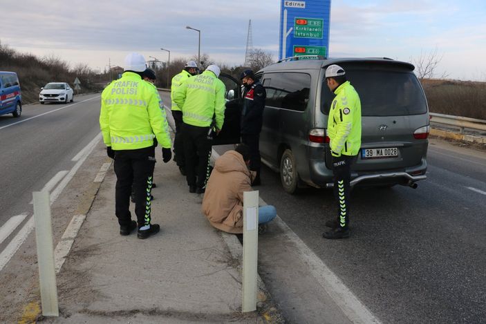 i Bulgaristan’da dövüp, Türkiye’ye geri ittiler