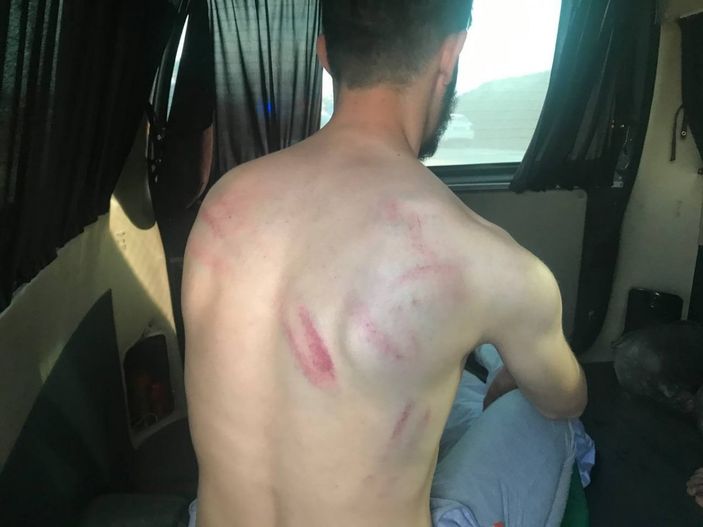 i Bulgaristan’da dövüp, Türkiye’ye geri ittiler