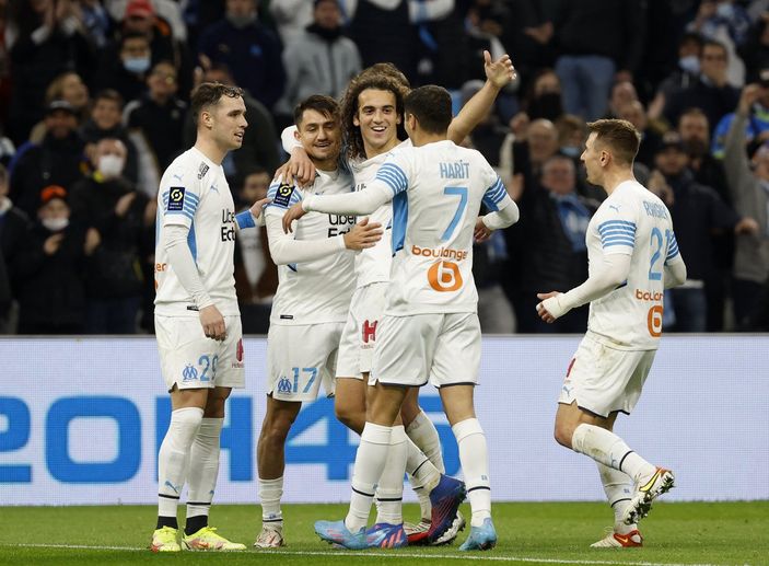 PSG Cengiz Ünder'i istiyor