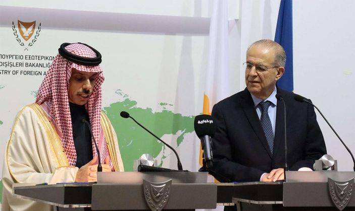Suudi Arabistan Dışişleri Bakanı Al Suud'dan Kıbrıs Rum kesimine ziyaret
