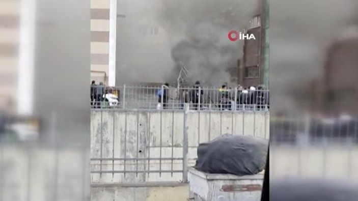 Beylikdüzü’nde, scooter deposunda bataryalar patladı