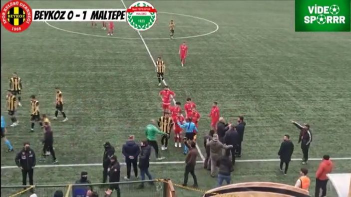 Amatör maçta ilginç olay: Top toplayıcı çocuk golü kurtardı